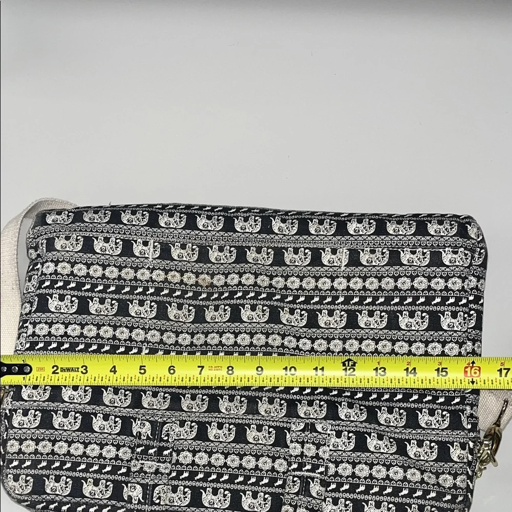 Dachee Black / White Elephant Print Laptop Bag w/ strap